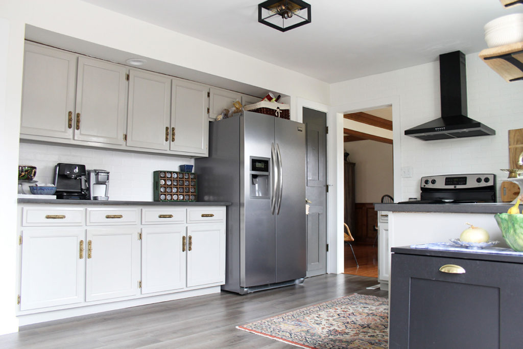 Use Mindful Gray For the Kitchen Walls